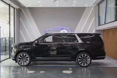 2025 - Cadillac Escalade Sport Platinum V8 for 444,000.00 AED-7