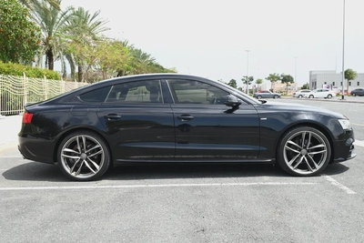 0% DP -  S-LINE AUDI A5 2016 - ACCIDENT FREE - GCC-4