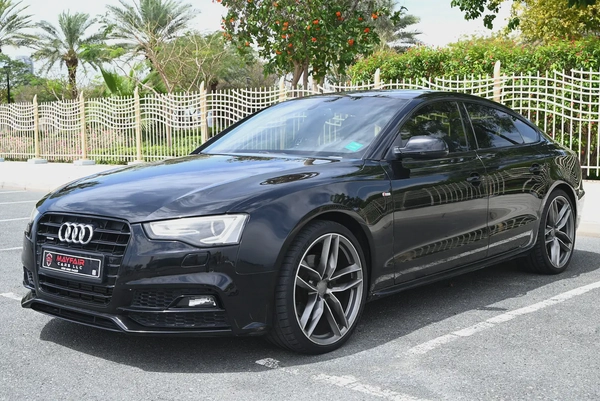 0% DP - S-LINE AUDI A5 2016 - ACCIDENT FREE - GCC