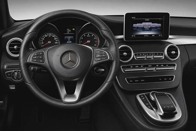 Mercedes-Benz V250 2018 l Gargash l Premium Van l AED 1,852 P.M l 0% Downpayment-11
