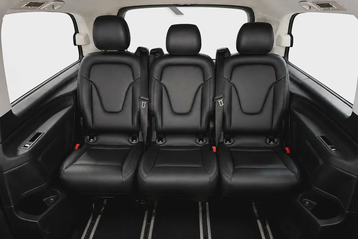 Mercedes-Benz V250 2018 l Gargash l Premium Van l AED 1,852 P.M l 0% Downpayment-13-13