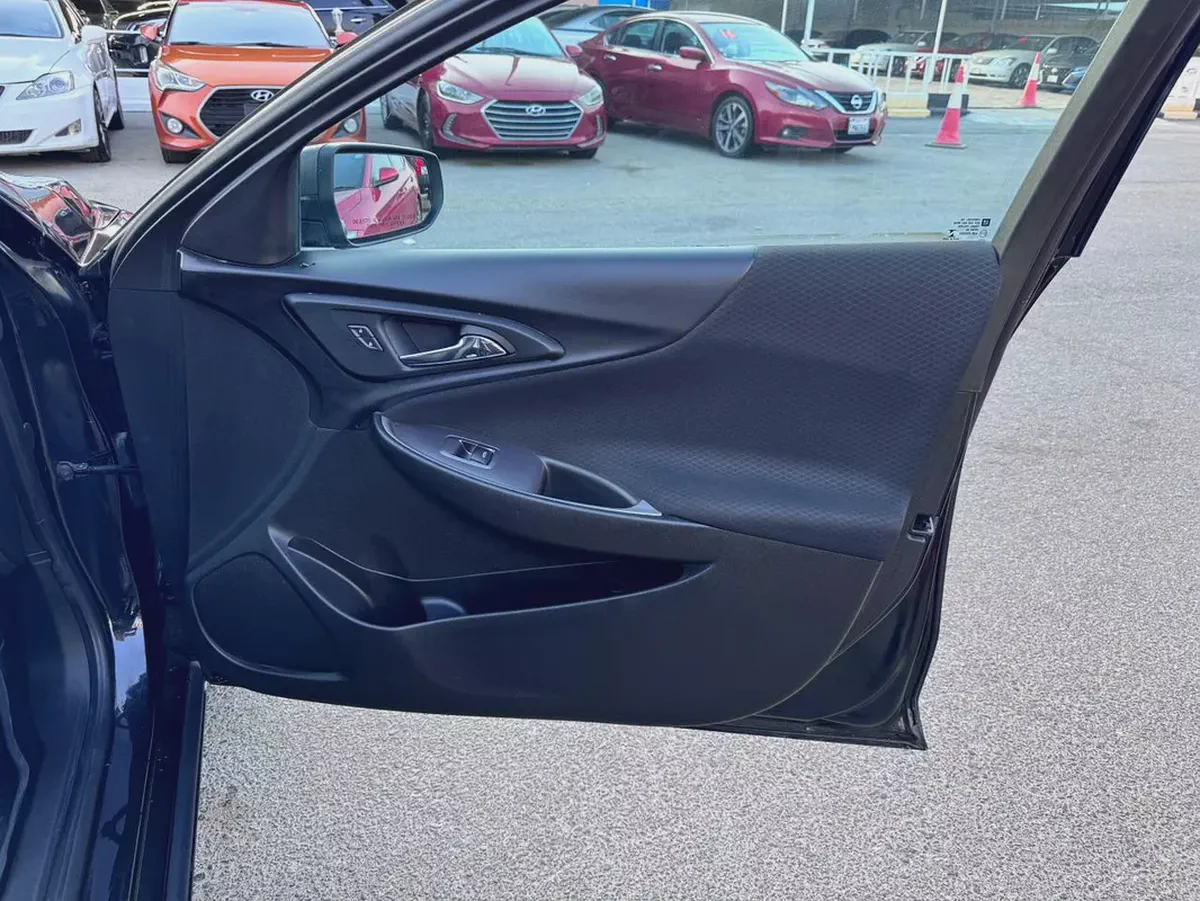 Chevrolet Malibu 2019 American Specs-5-5