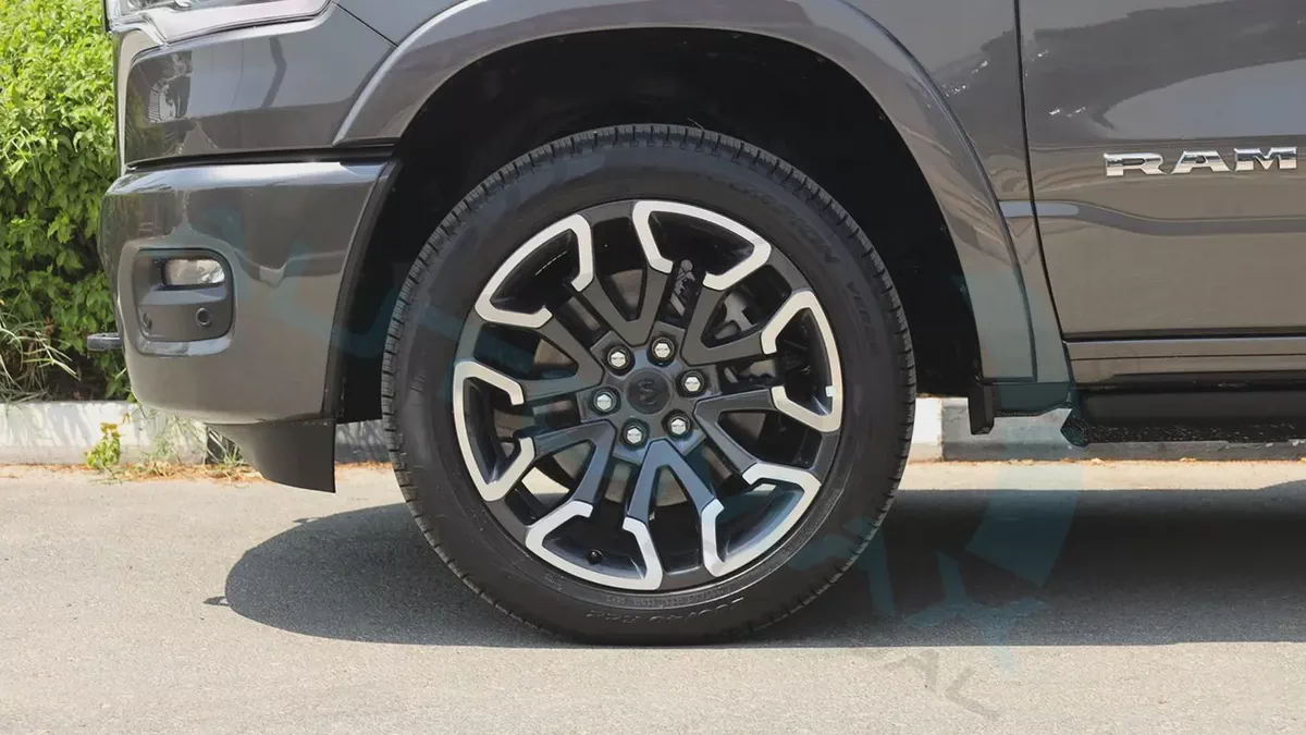 ( V8 5.7L / For Export ) 2026/2026 RAM 1500 Limited Longhorn Crew Cab eTorque GCC BRAND NEW-19-19