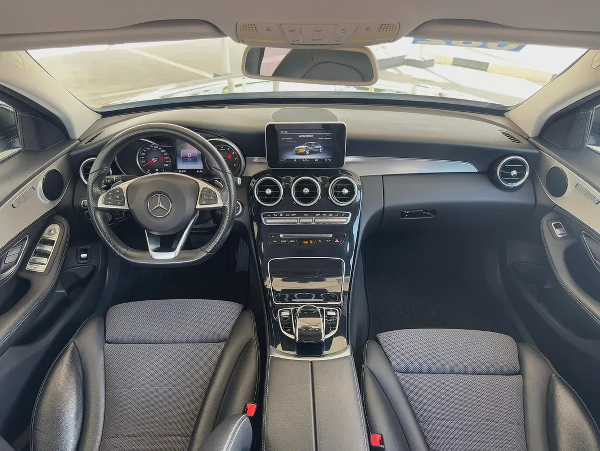 Mercedes-Benz C-Class C250, 2016, Japanese Specs-8-8