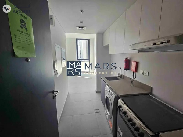 Studio available for rent in Al jada