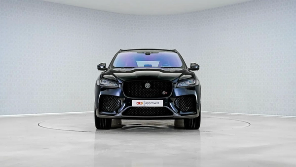 Jaguar F-Pace SVR