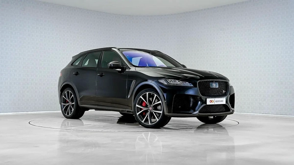 Jaguar F-Pace SVR