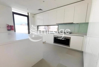 TOWNHOUSE FOR SALE IN NAD AL DHABI, AL JUBAIL ISLAND-4