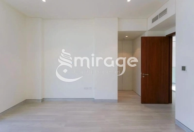 TOWNHOUSE FOR SALE IN NAD AL DHABI, AL JUBAIL ISLAND-8