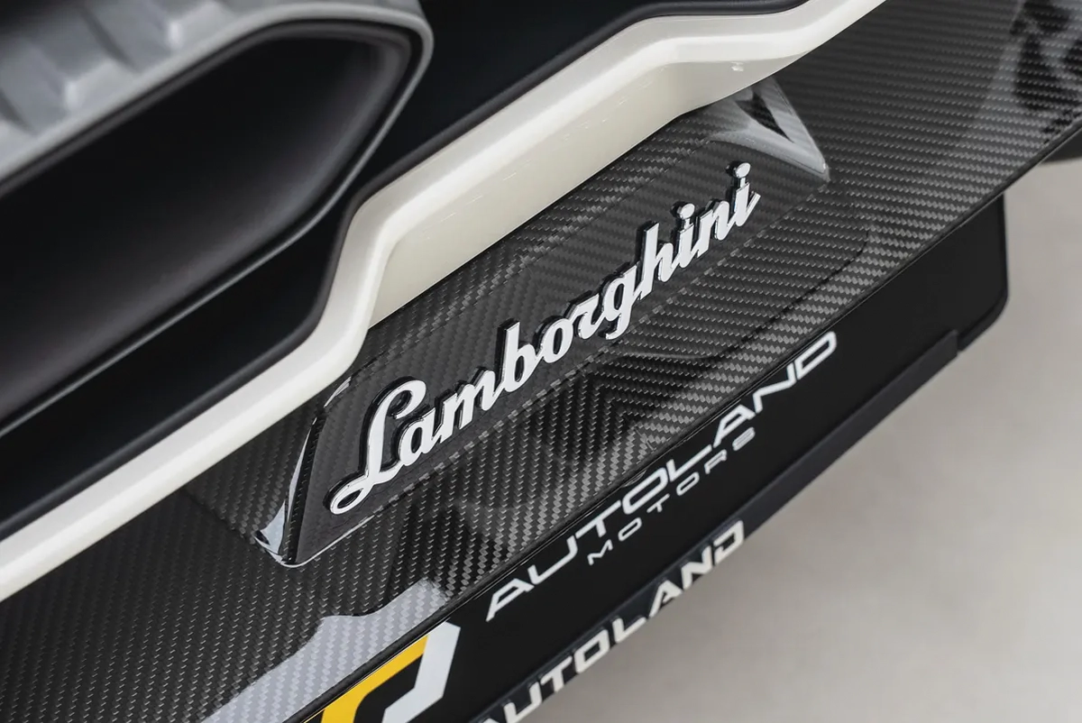 2024 LAMBORGHINI REVUELTO – FULL CARBON FIBER, STUNNING SPEC, MAIN DEALER WARRANTY SERVICE