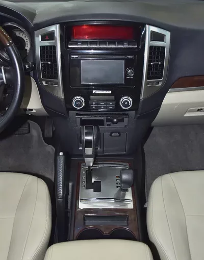 AED 1,110 EMi at 0% DP | Mitsubishi Pajero GLS ( 2020 Model ) in White Color GCC Specs-13