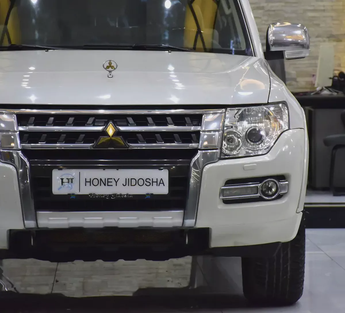 AED 1,110 EMi at 0% DP | Mitsubishi Pajero GLS ( 2020 Model ) in White Color GCC Specs-3-3