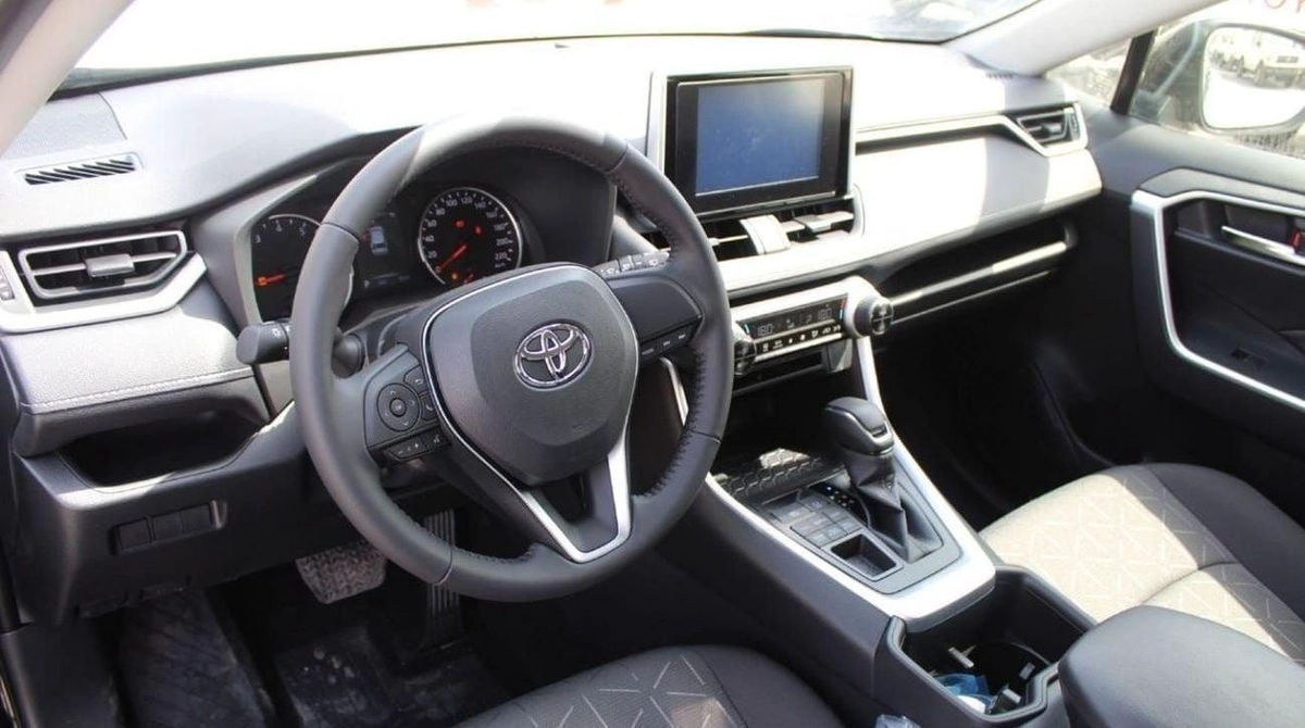 Toyota RAV4 LE RAV4 2.0L 2025