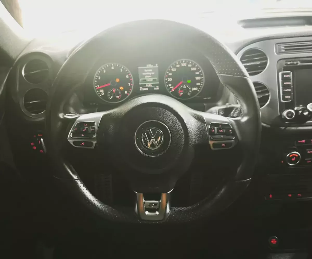 2.0 TSI . 4Motion . GCC Specs . Full Option-12-12