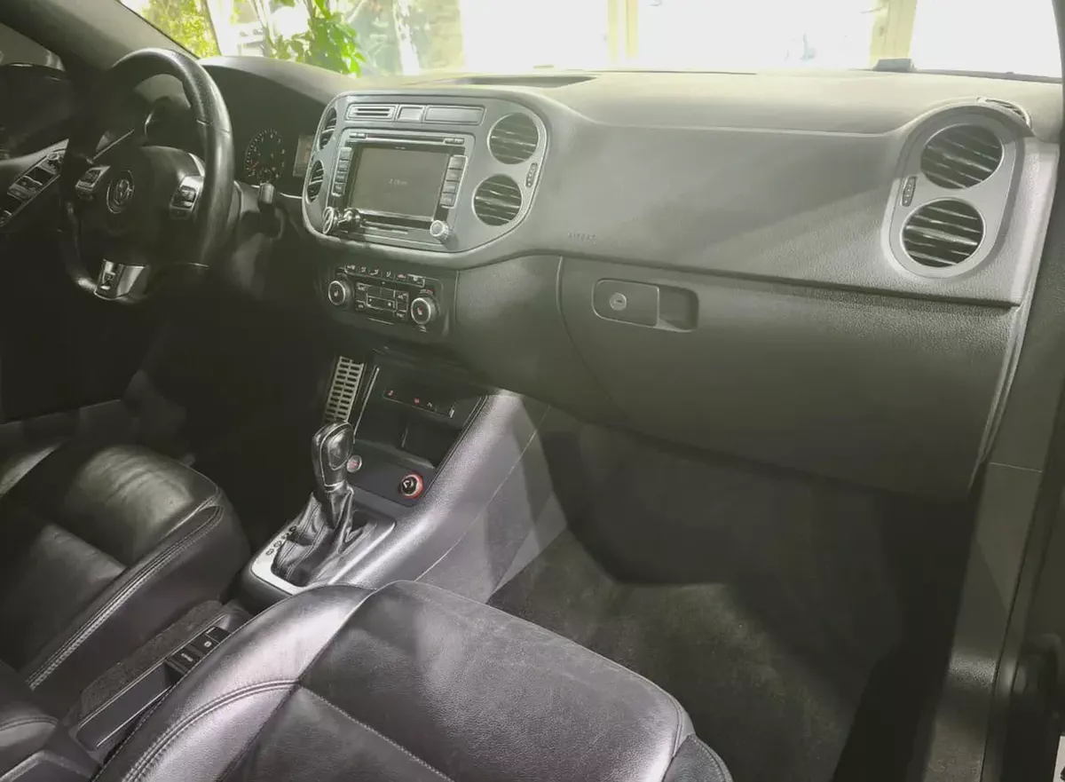 2.0 TSI . 4Motion . GCC Specs . Full Option-15-15