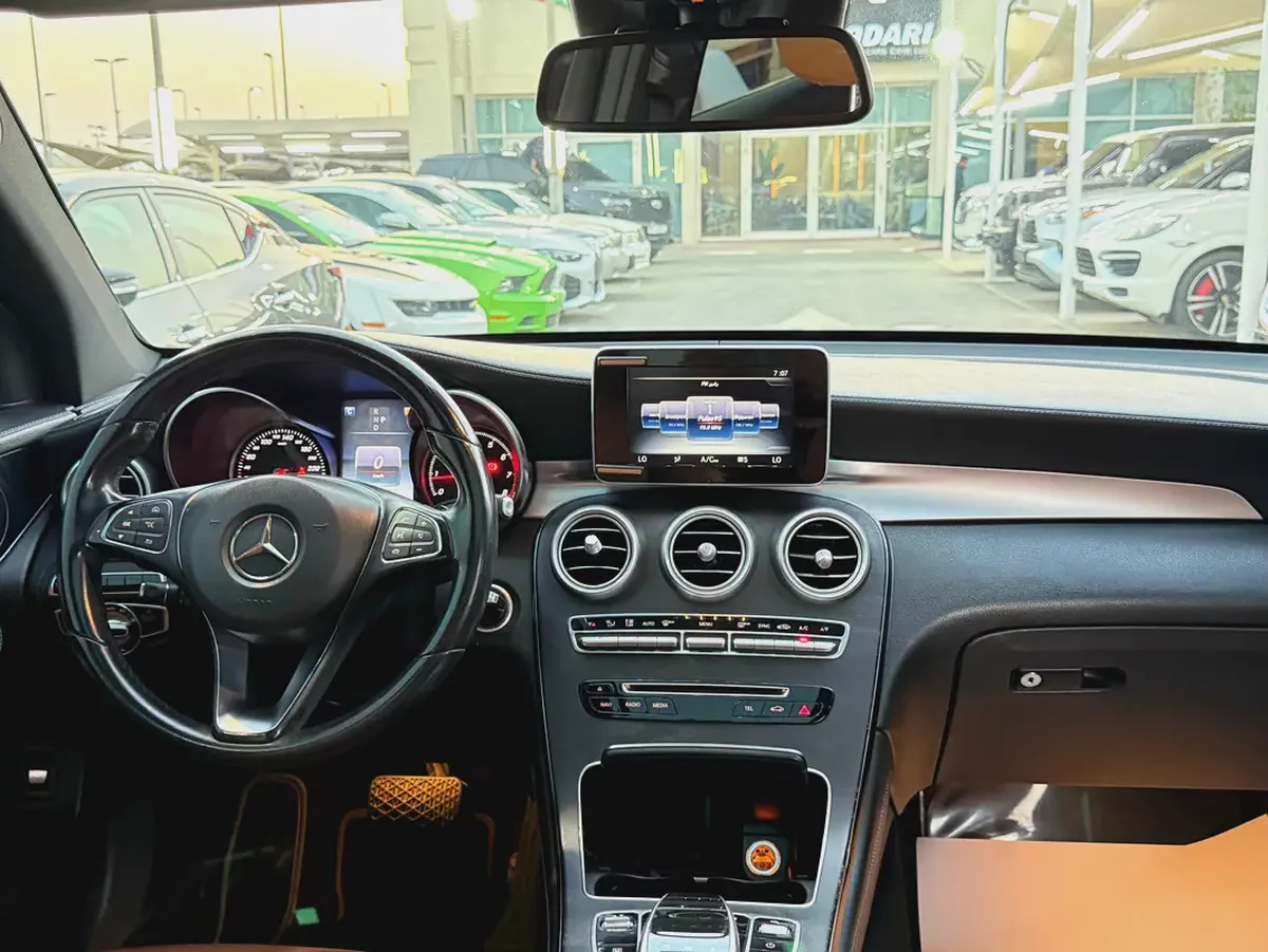 (2016) MERCEDES// GLC250// FULL OPTION//GCC//EXCELLENT CONDITION//-13-13