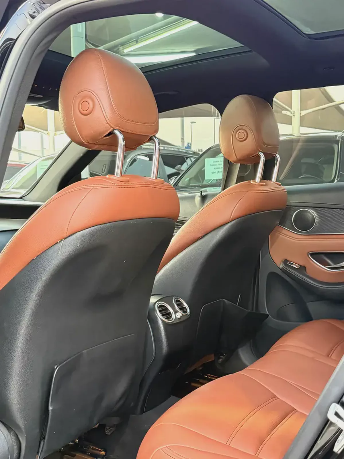 (2016) MERCEDES// GLC250// FULL OPTION//GCC//EXCELLENT CONDITION//-17-17