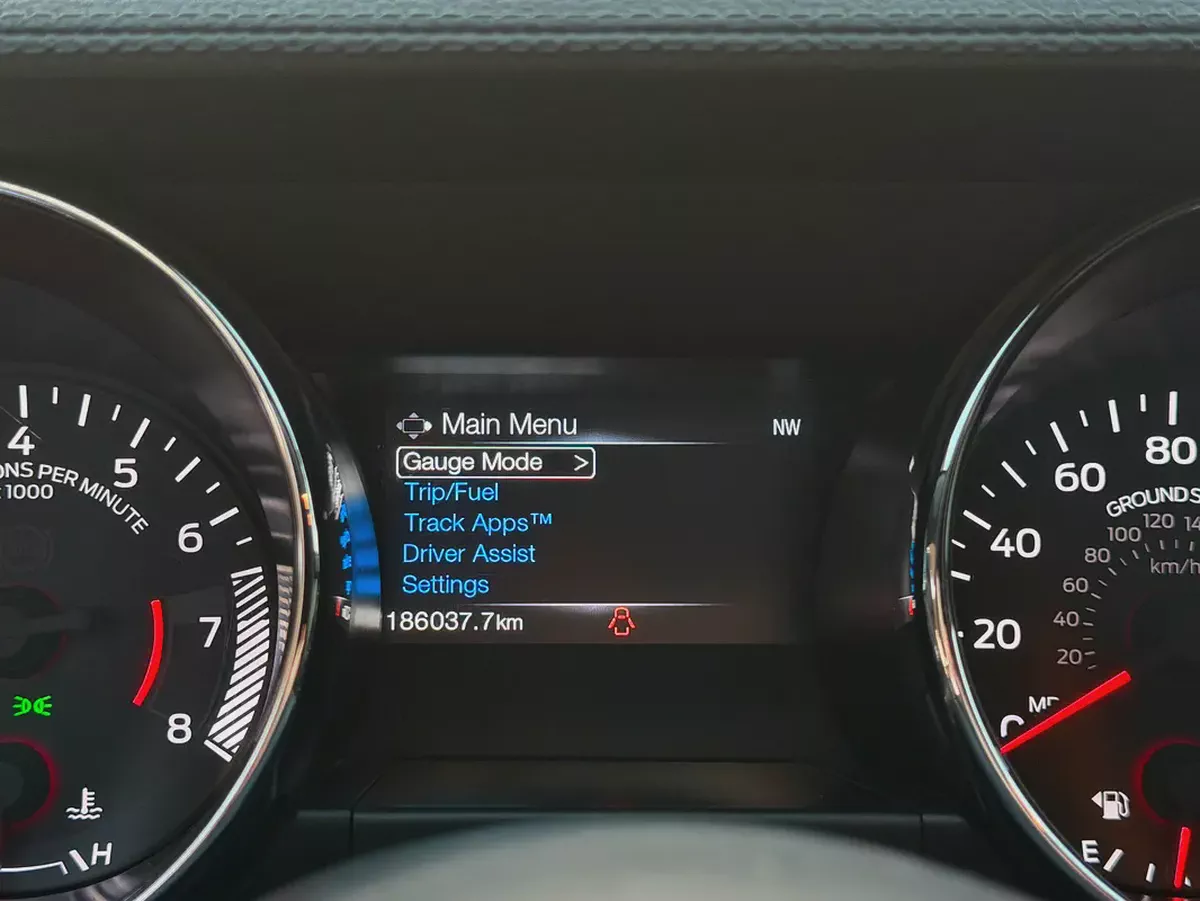 Ford Mustang GT 2016 - V8 5.0L American Specs-10-10