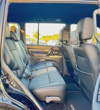 MITSUBISHI PAJERO SIGNATUE 2020 GCC-9