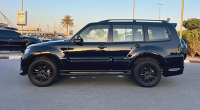 MITSUBISHI PAJERO SIGNATUE 2020 GCC-5