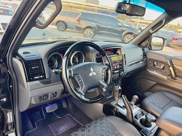 MITSUBISHI PAJERO SIGNATUE 2020 GCC