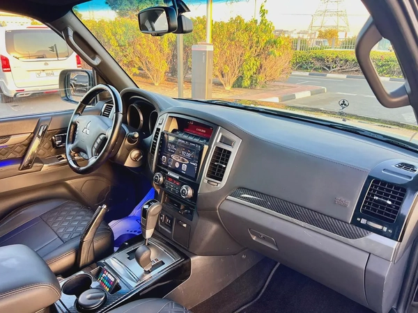 MITSUBISHI PAJERO SIGNATUE 2020 GCC
