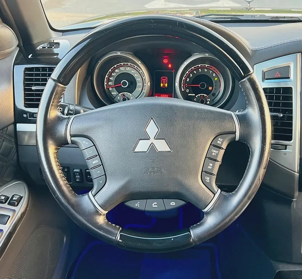 MITSUBISHI PAJERO SIGNATUE 2020 GCC
