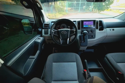 High-Roof 13-Seater Passenger Van | Automatic | GCC Specs | Ref#T28025-7