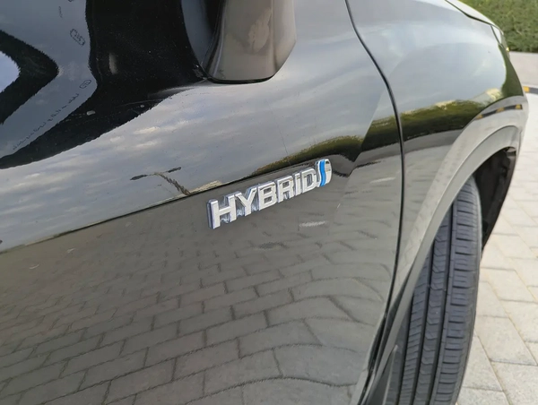 Toyota Highlander VXR Hybrid 2021 - GCC Specs - Pristine Condition