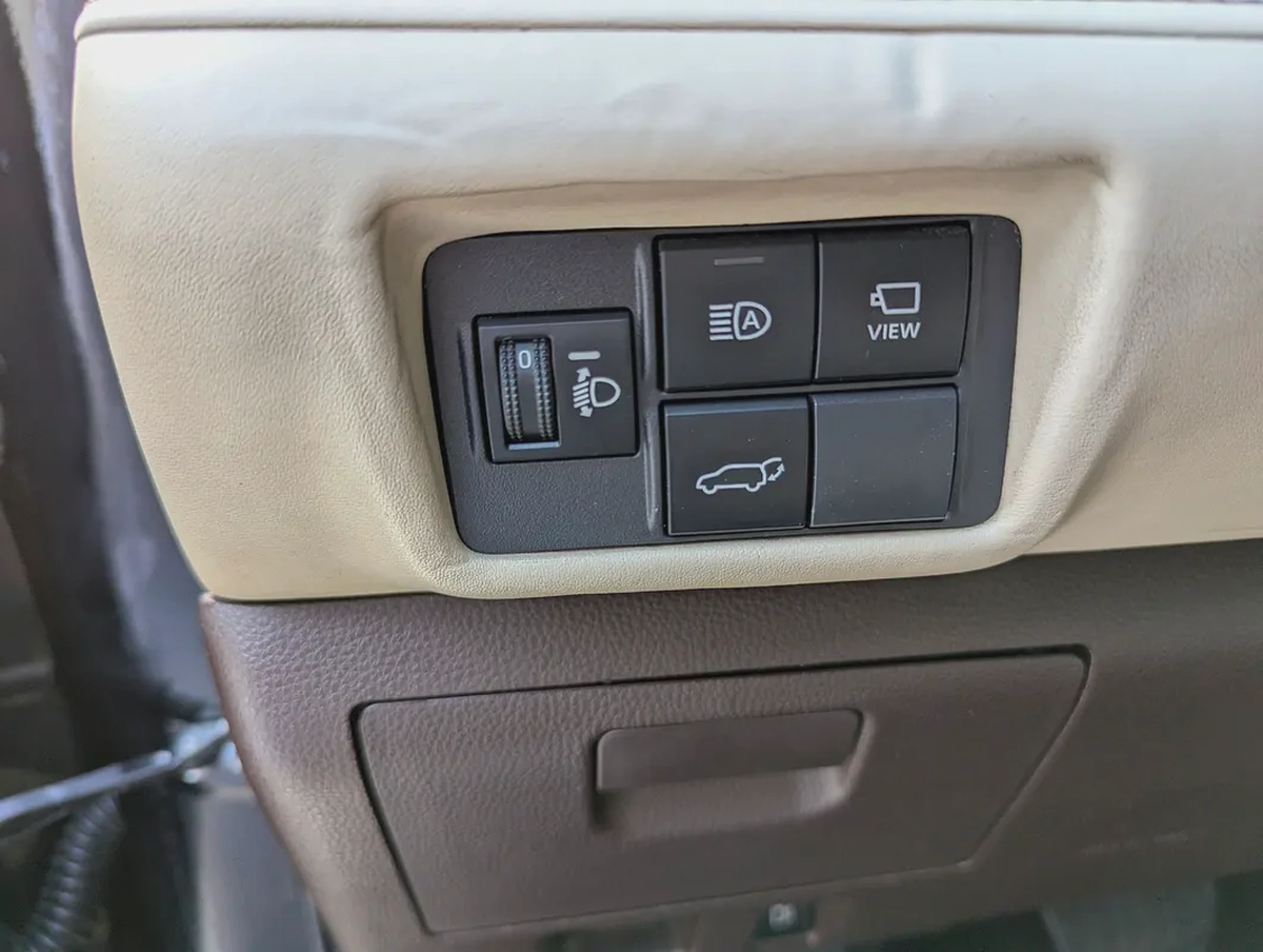 Toyota Highlander VXR Hybrid 2021 - GCC Specs - Pristine Condition-9-9