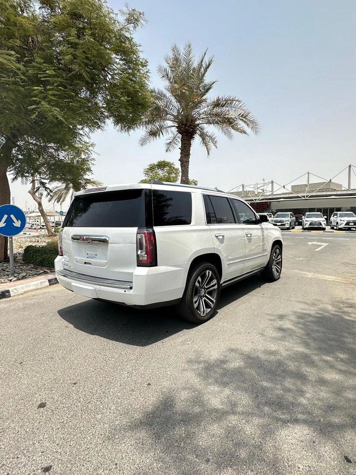 GMC Yukon Denali GMC Yukon Denali 2019 USA specs-19-0