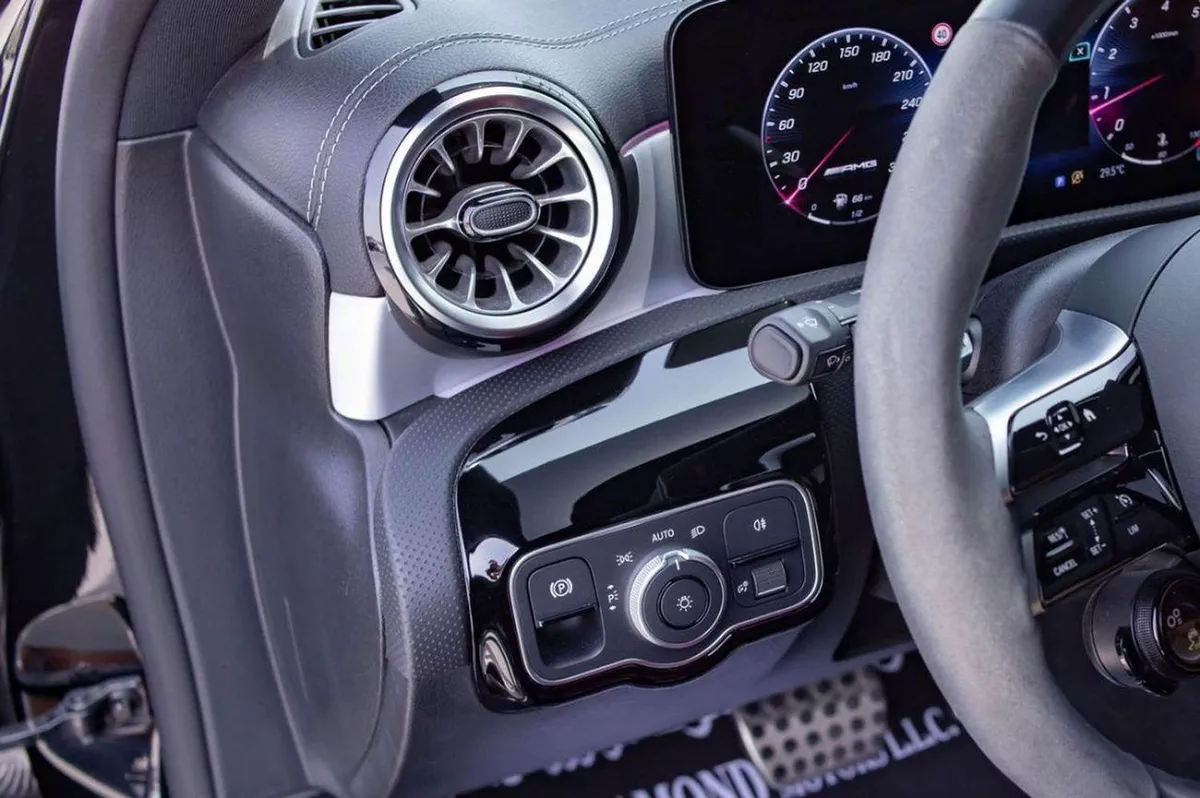 Mercedes Benz A45 AMG- S Mercedes-Benz A-Class 45 AMG 2023 GCC specs-5-0
