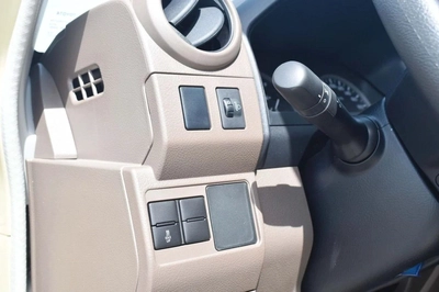 Toyota Land Cruiser-12