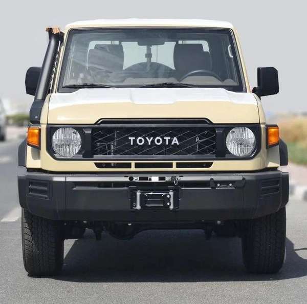 Toyota Land Cruiser