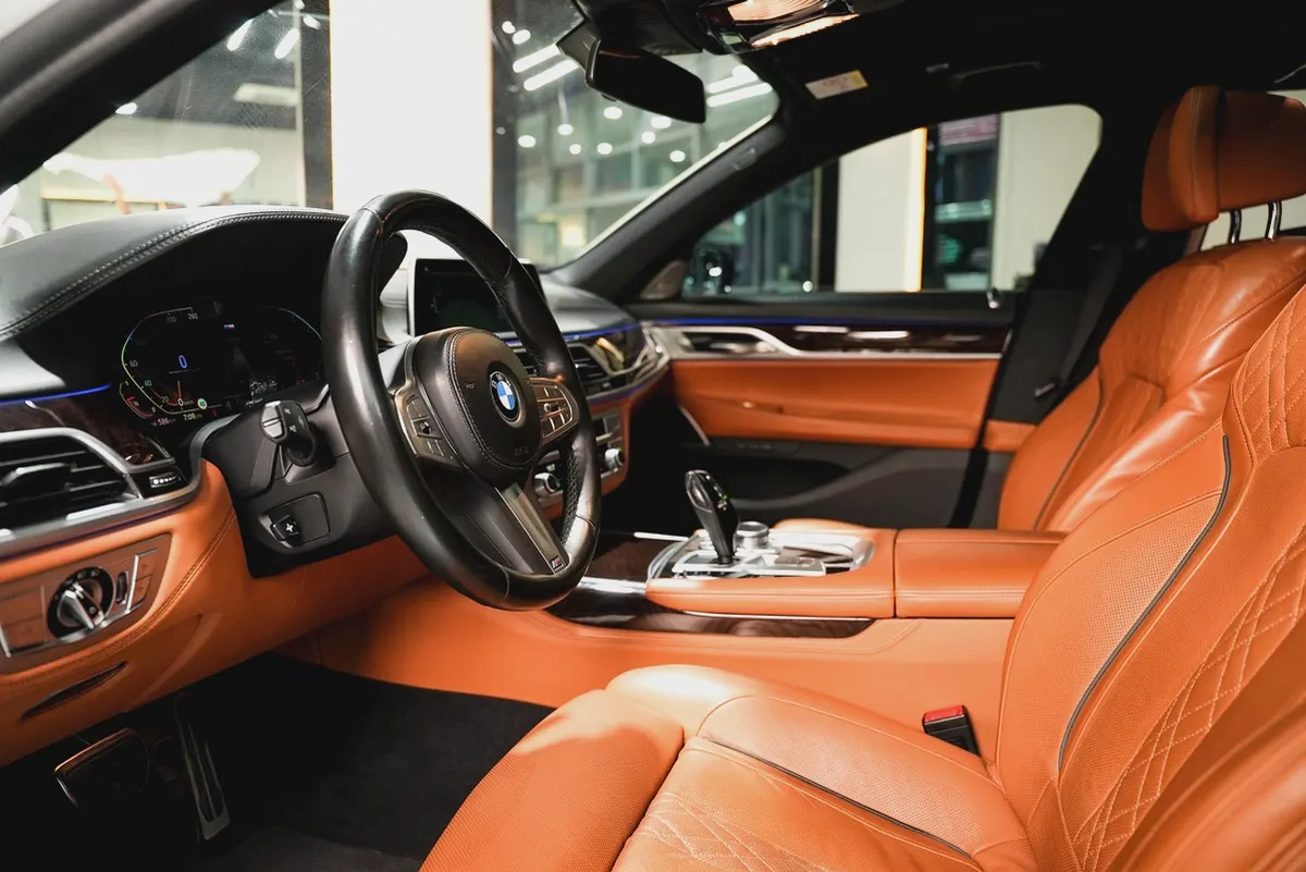 BMW 730 Li Master class-7-7