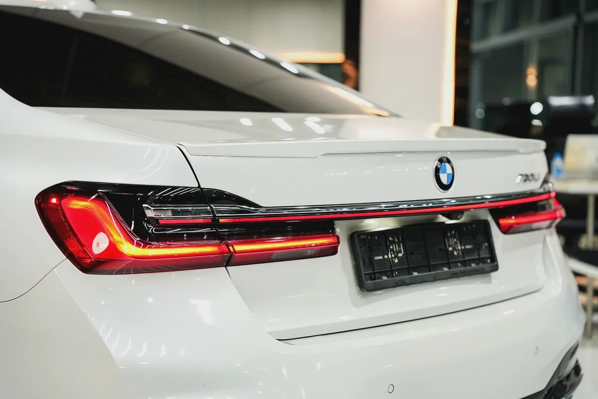 BMW 730 Li Master class-19-19