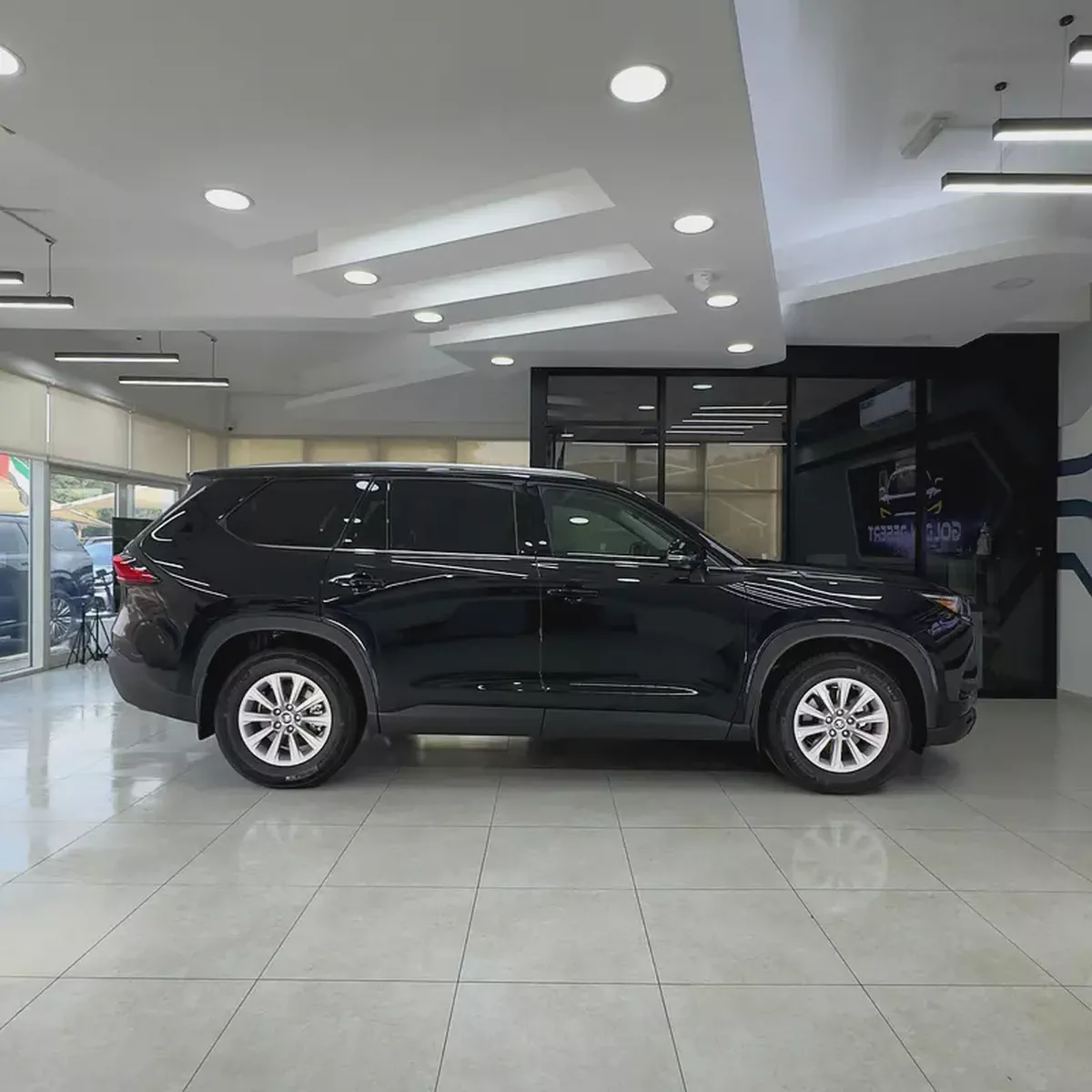 2024 Toyota Grand Highlander XLE-2-2