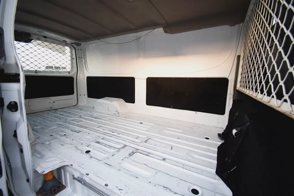 2021 Nissan Urvan | Standard Roof Delivery Van | GCC Specs | Ref#N33021