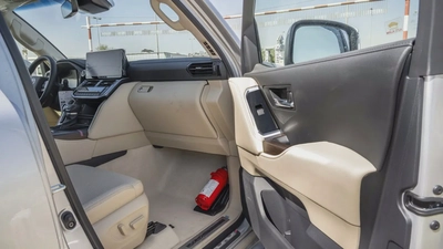 Toyota Land Cruiser GXR 3.5L | GCC Specs Brand New | 2026 | For Export |-17