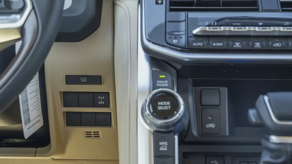 Toyota Land Cruiser GXR 3.5L | GCC Specs Brand New | 2026 | For Export |