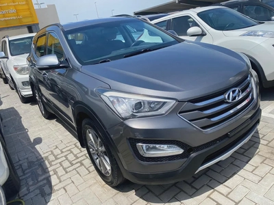 Hyundai santafe 2015 gary color GCC calen car-3