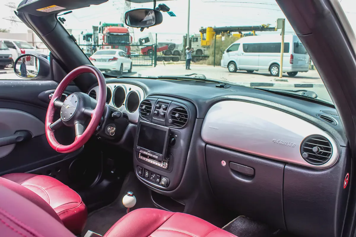 CHRYSLER PT CRUISER // - IMMACULATE CONDITION - // LOW MILEAGE-14-14