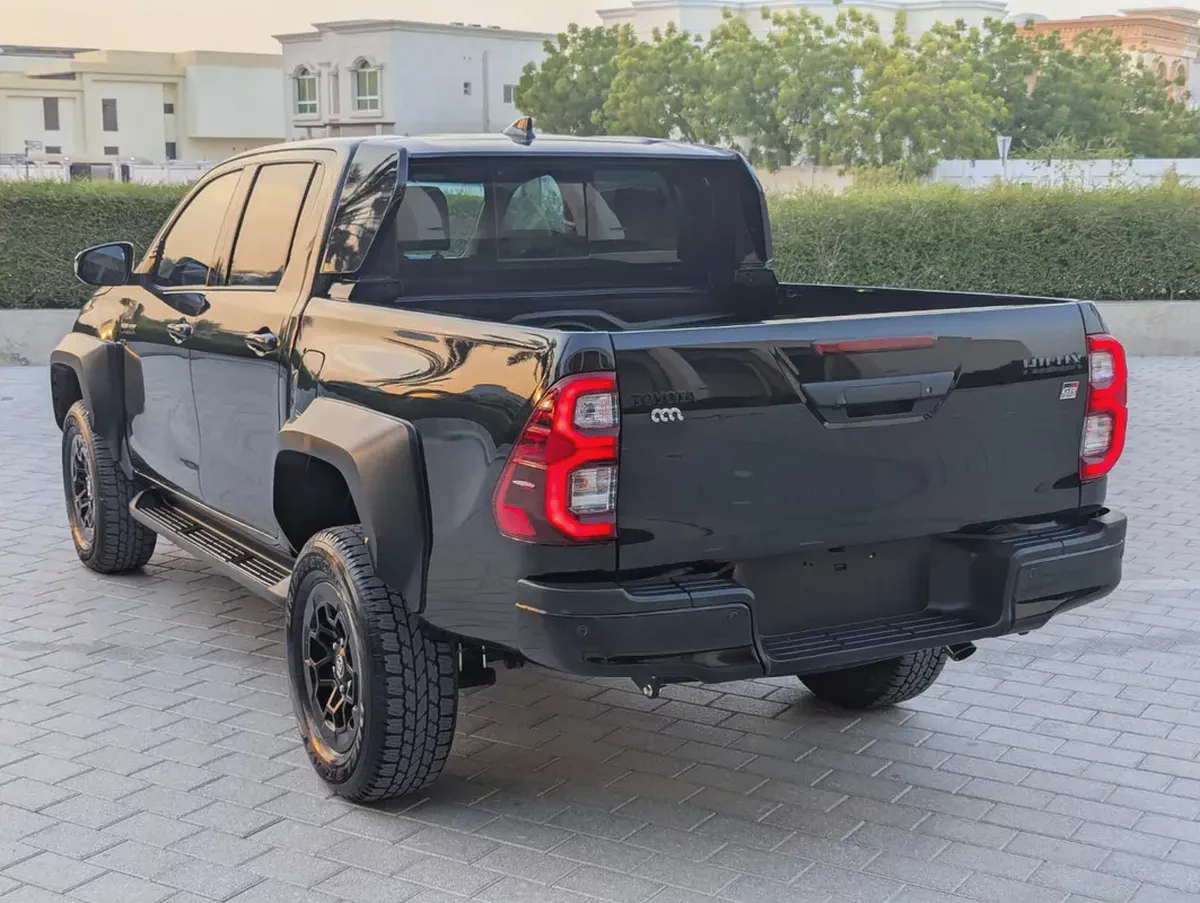 Toyota Hilux GR Sports 2024 GCC specs Double Cab Pickup Truck Excellent Condition-3-3