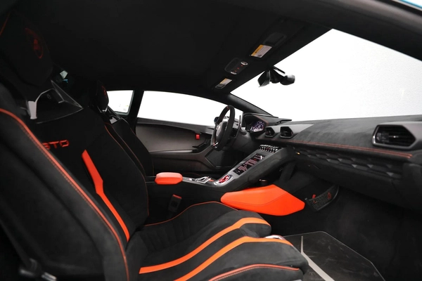 2022 Lamborghini Huracán STO for Sale | Track-Ready Supercar