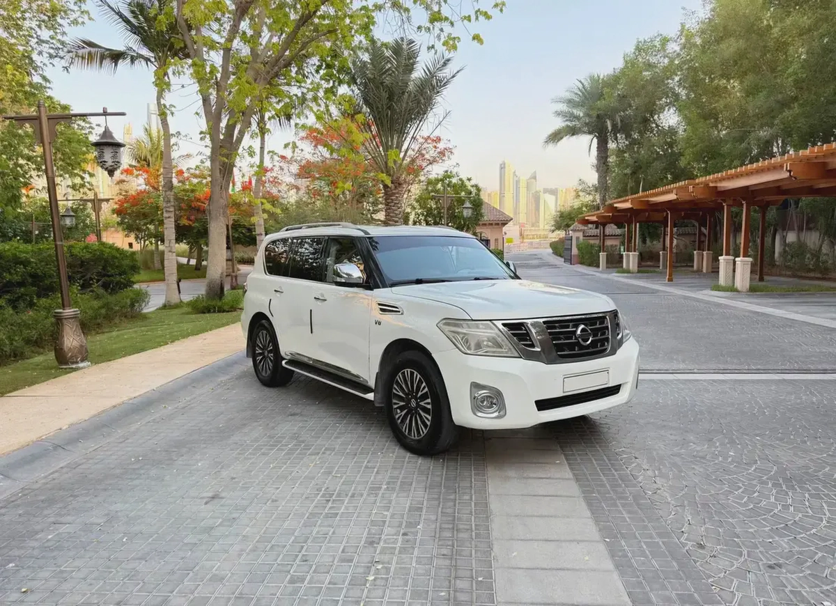 Nissan Patrol Gcc Single owner Cash, Inhouse finance and Bank Finance-4-4