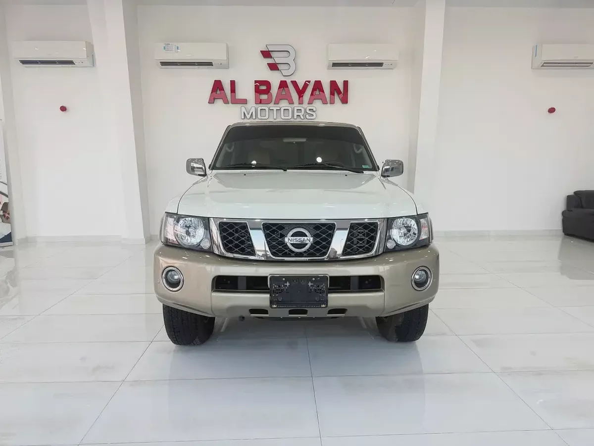 نيسان سوبر سفاري ابيض / زعفراني 2022 (المسعود)-4-4