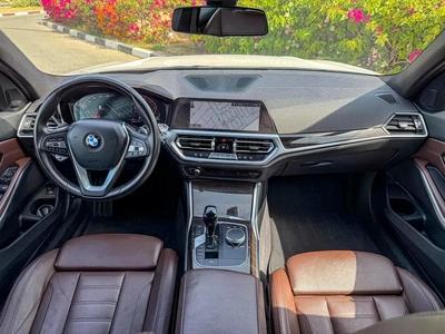 BMW i 330 2019 GCC UNDER WARRANTY-11