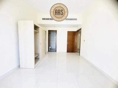 Luxury 1bhk Apartment Available With Balcony 50k-11