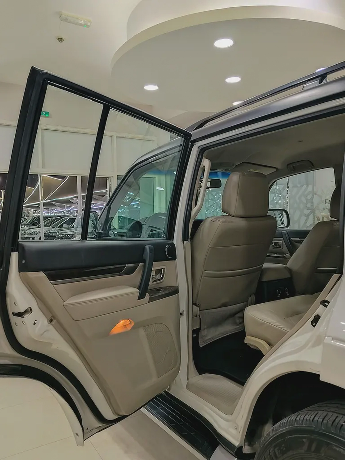 Mitsubishi pajero 3.8L V6 2020