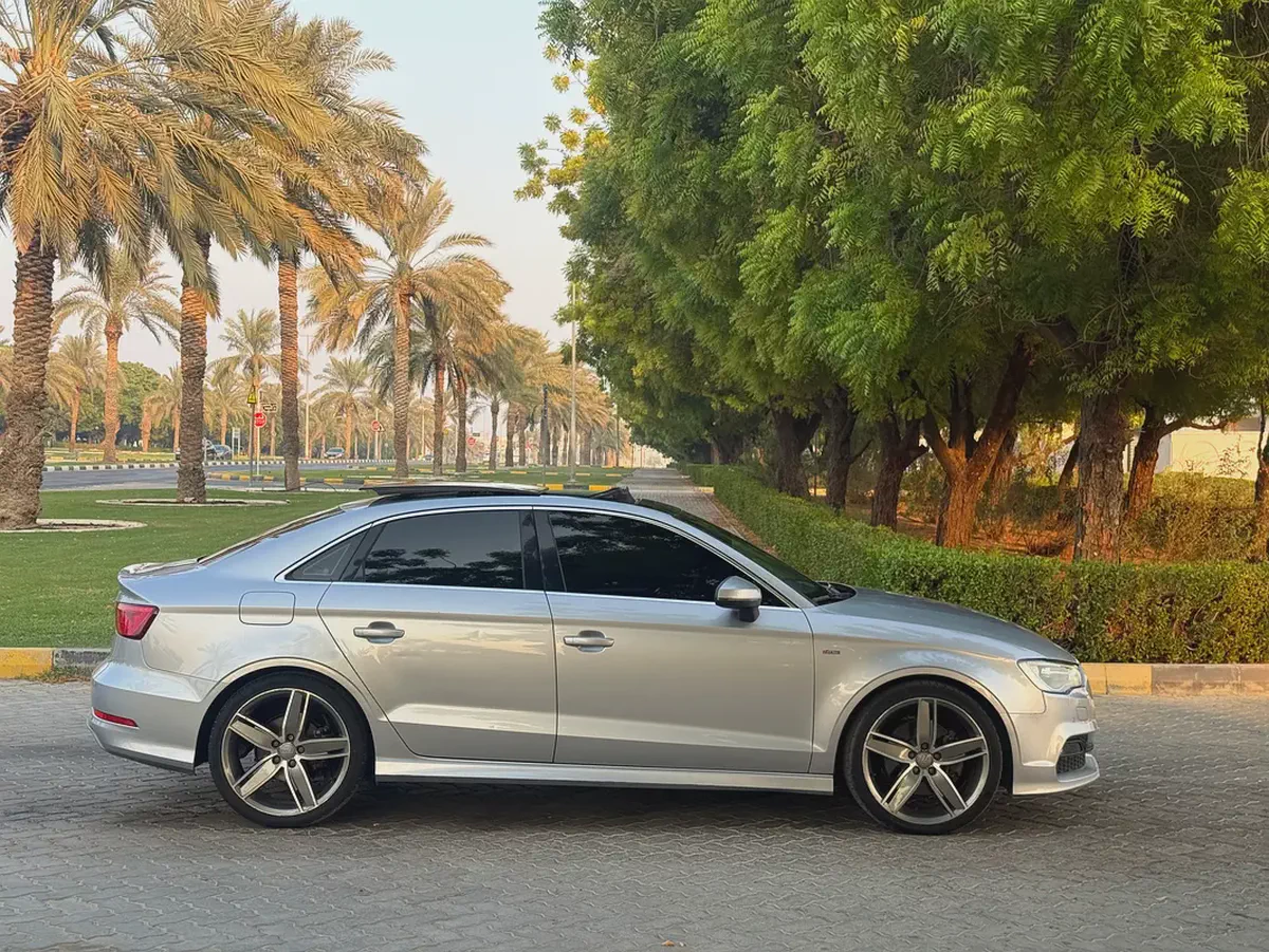 Audi A3 S-line 2016 GCC Specs | Immaculate Condition-9-9
